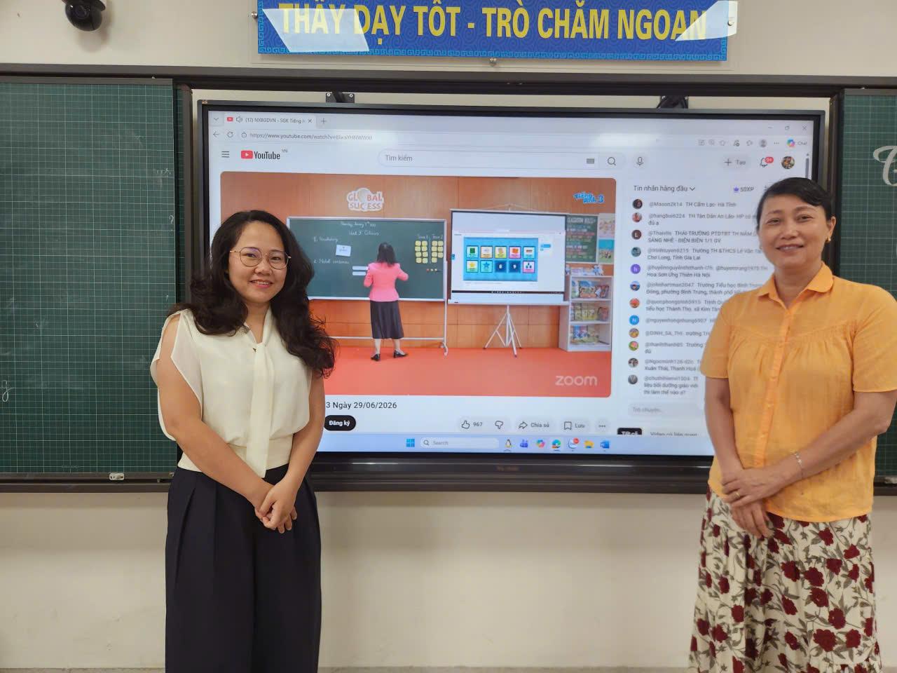 Giáo viên Tiếng Anh Trường Tiểu học Thủ Lệ tham gia tập huấn sách giáo khoa Tiếng Anh lớp 3, 4, 5
