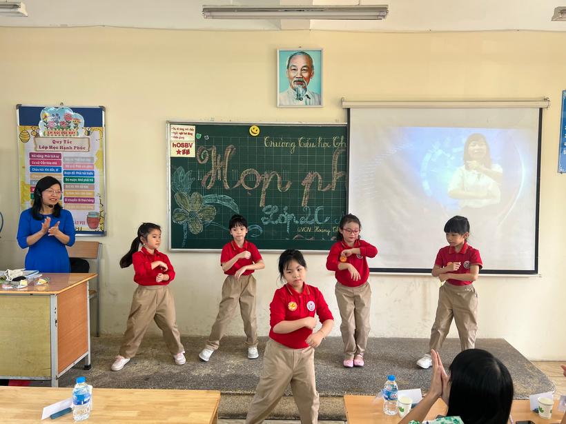 A picture containing text, person, several

Description automatically generated