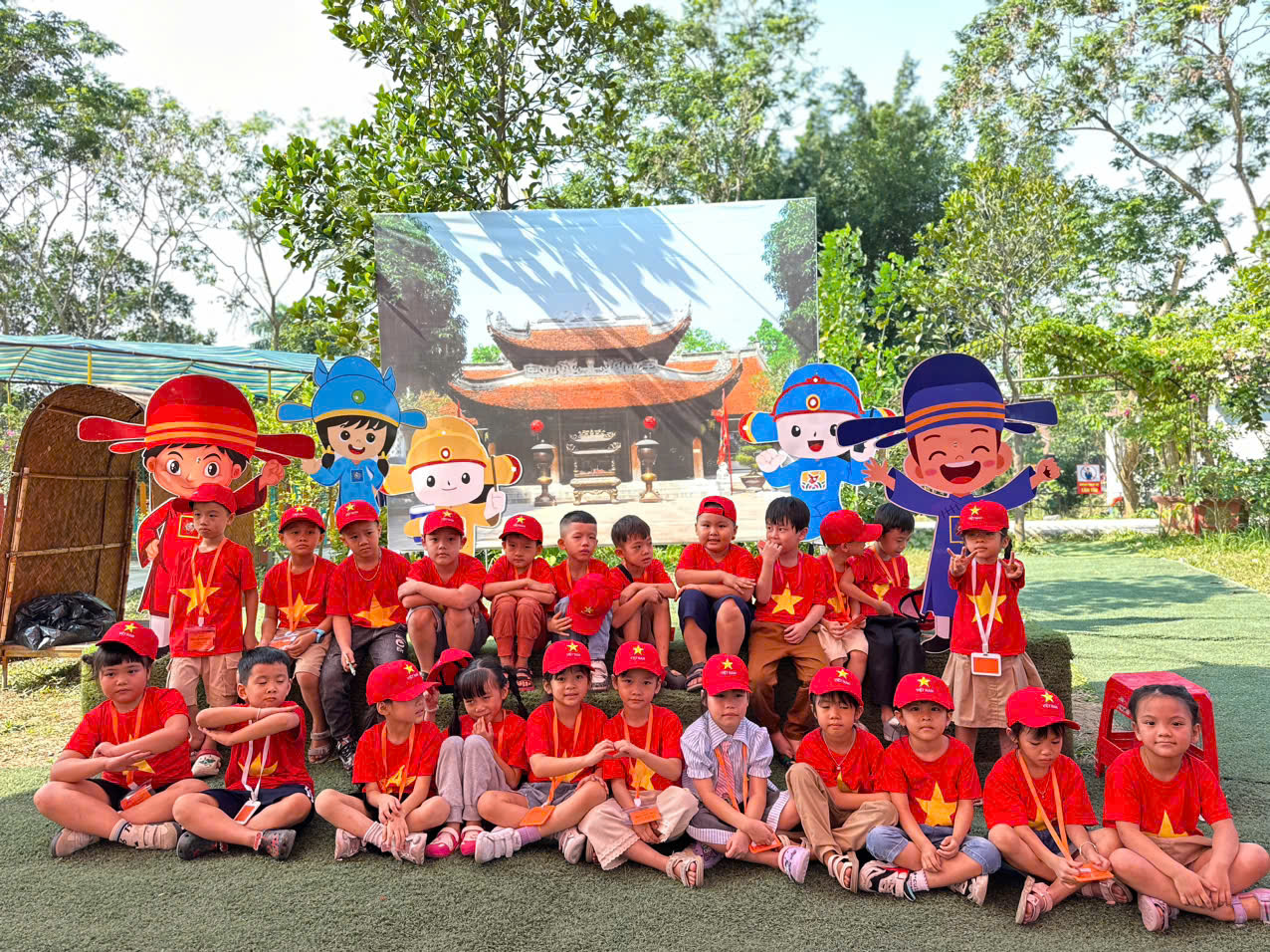 A group of children posing for a photo
Description automatically generated