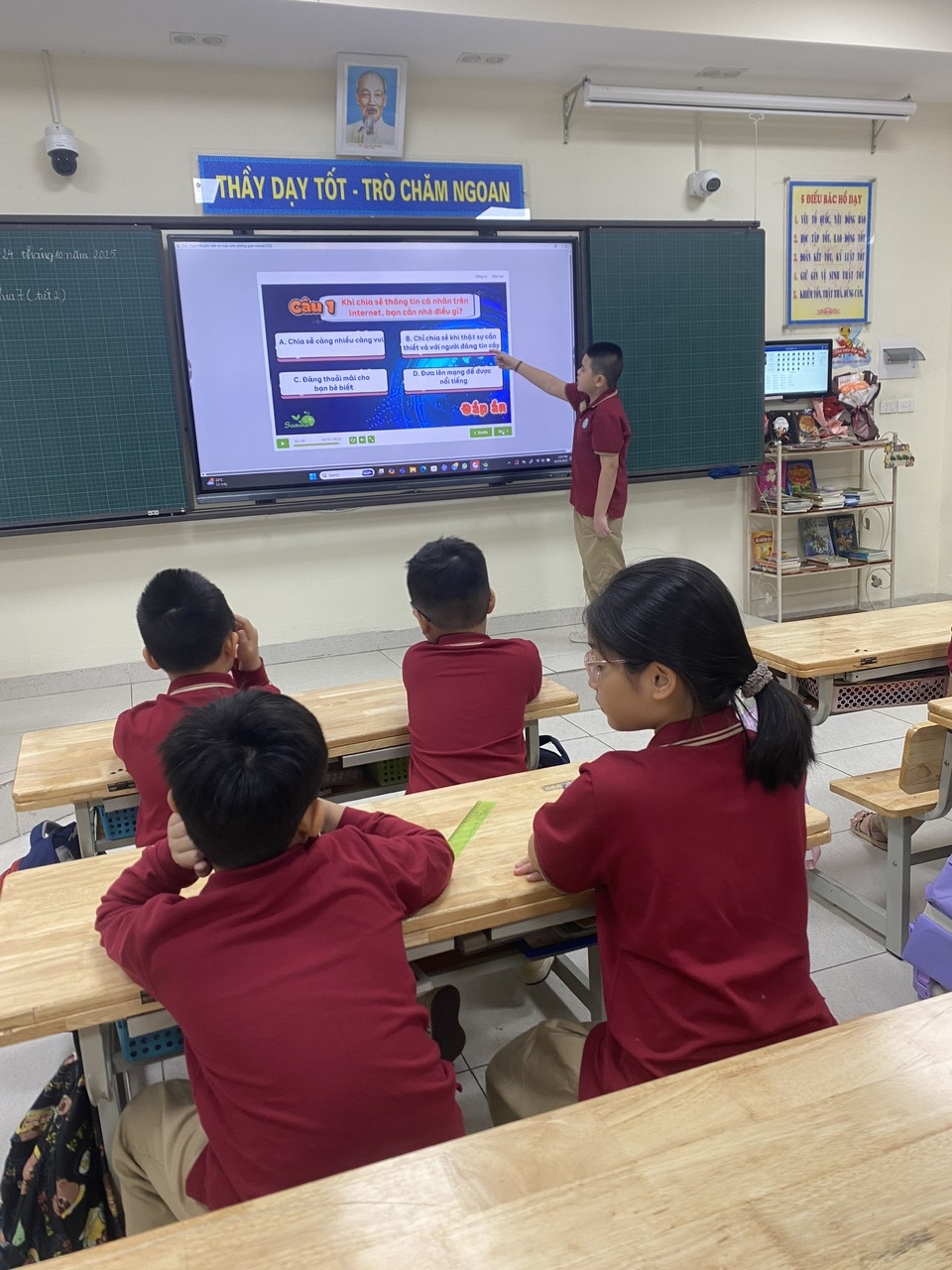 C:\Users\Administrator\Desktop\in to 2.jpg