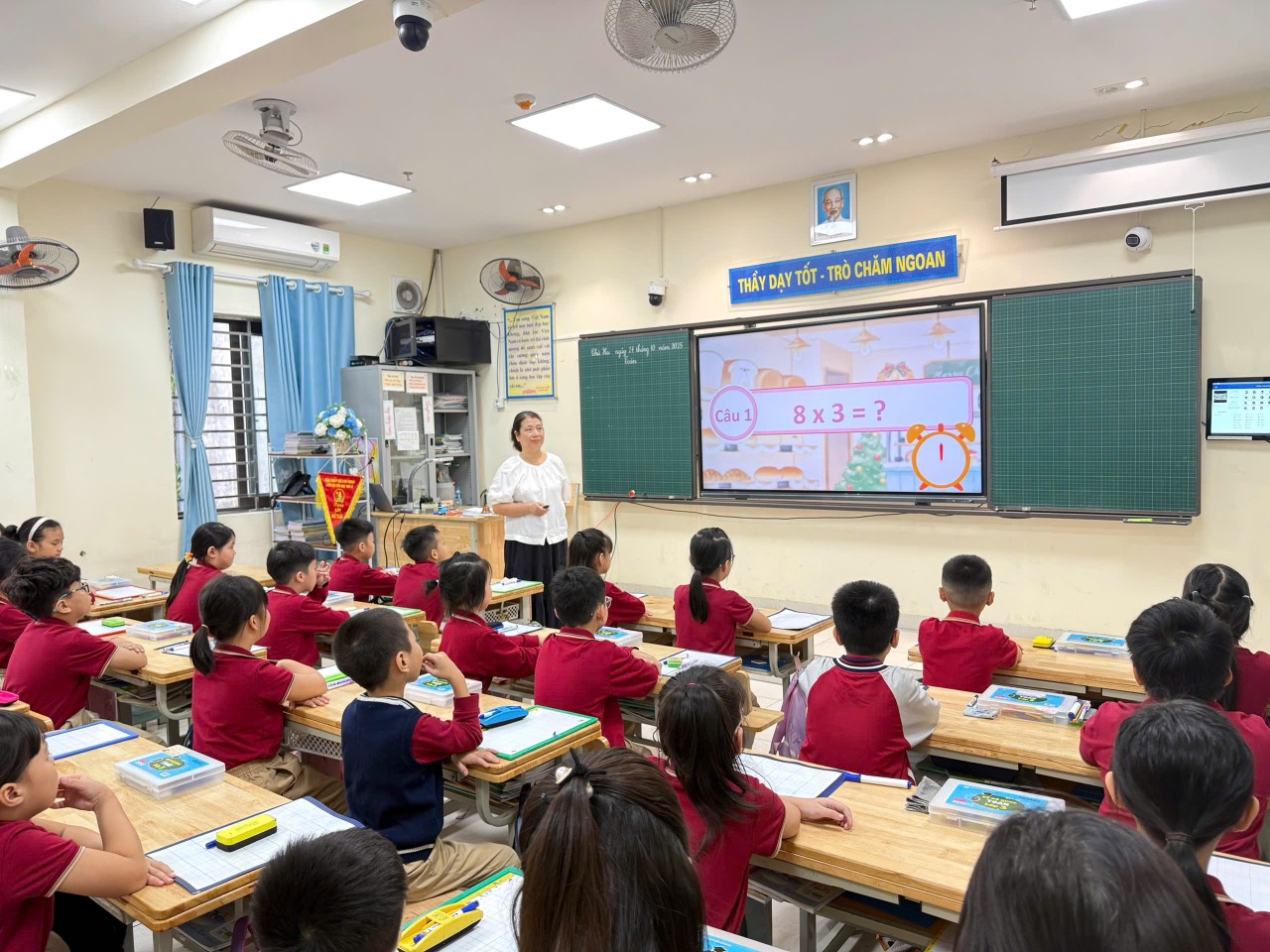 C:\Users\Administrator\Desktop\ánh 1.jpg