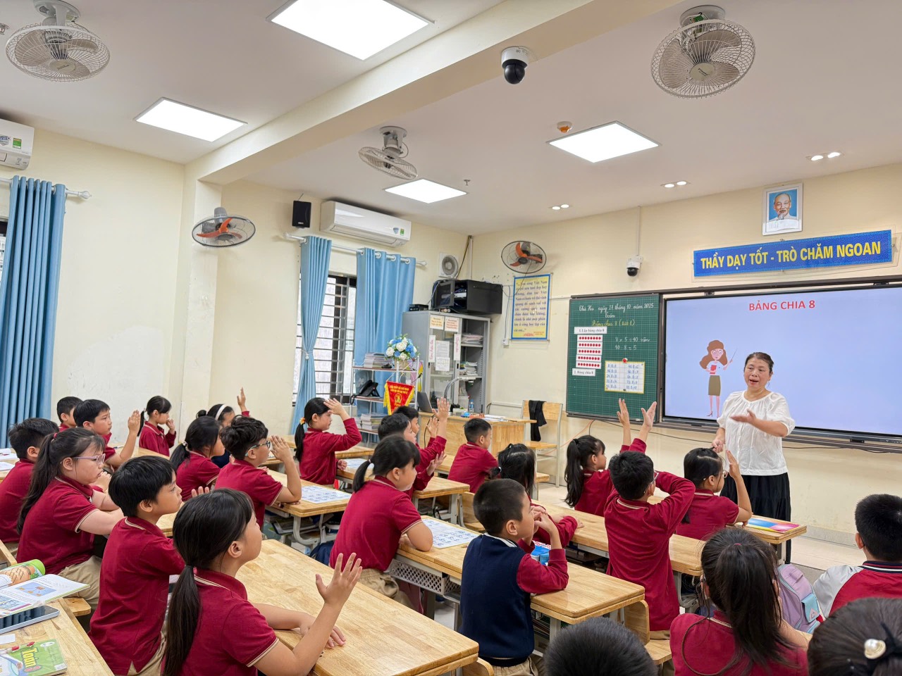 C:\Users\Administrator\Desktop\ánh 4.jpg