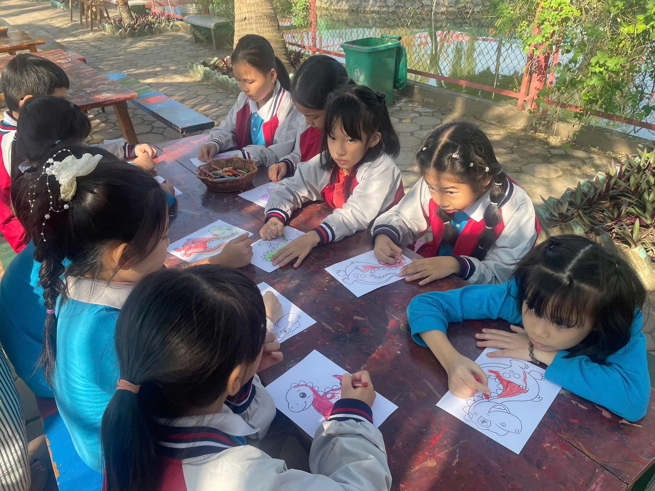 C:\Users\Administrator\Desktop\ảnh 3.jpg