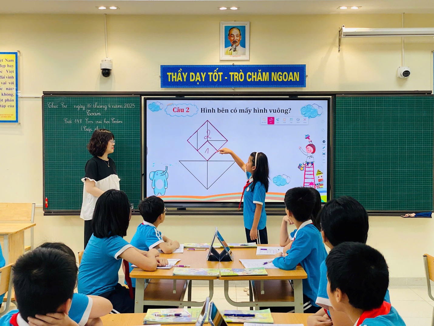 A group of children in a classroom

AI-generated content may be incorrect.