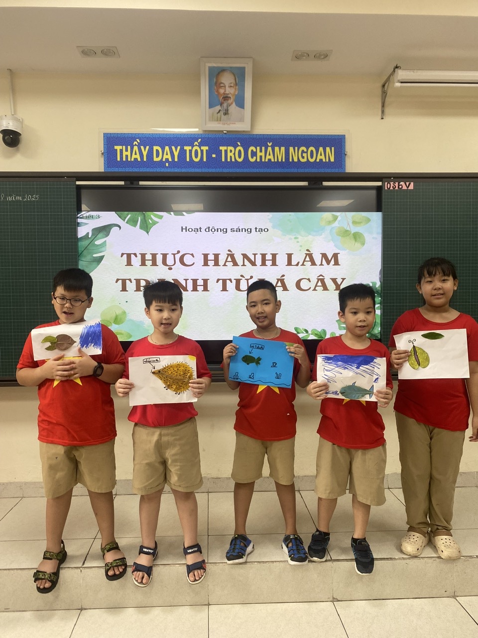 C:\Users\Administrator\Desktop\lá cây 1.jpg