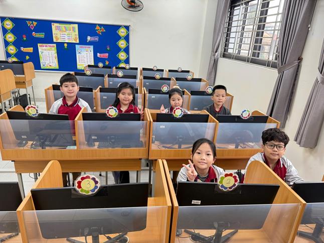 Tự hào 46 học sinh trường Tiểu học Thủ Lệ tham gia vòng thi cấp Thành phố Trạng Nguyên Tiếng Việt