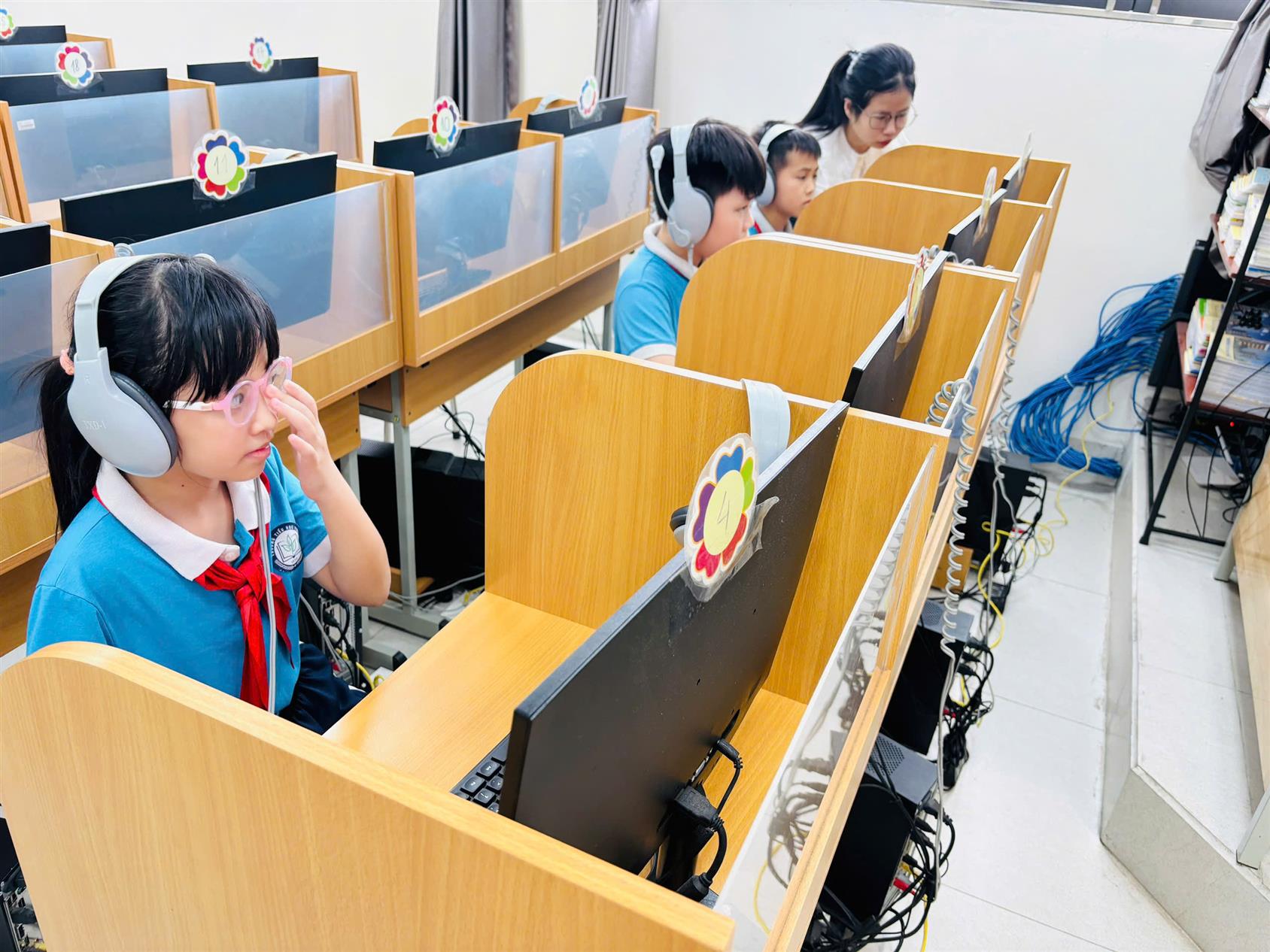 Học sinh trường Tiểu học Thủ Lệ chinh phục thử thách, tỏa sáng tại “Đấu trường Tiếng Anh”