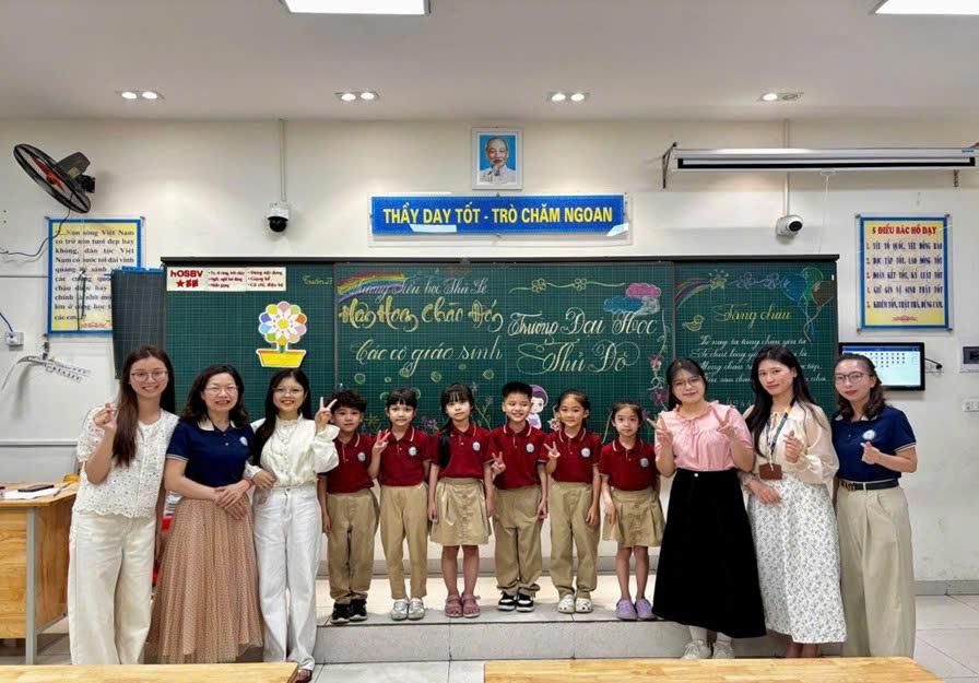 Dấu ấn thực tập rực rỡ của Bốn "Ngọn Lửa Nhỏ" Tại Lớp 2A trường Tiểu học Thủ Lệ