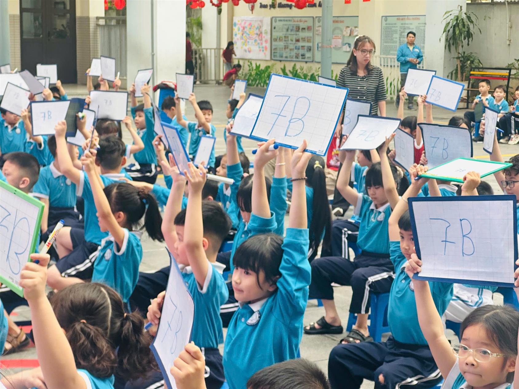 Lớp 2D tỏa sáng tại sân chơi Rung chuông vàng