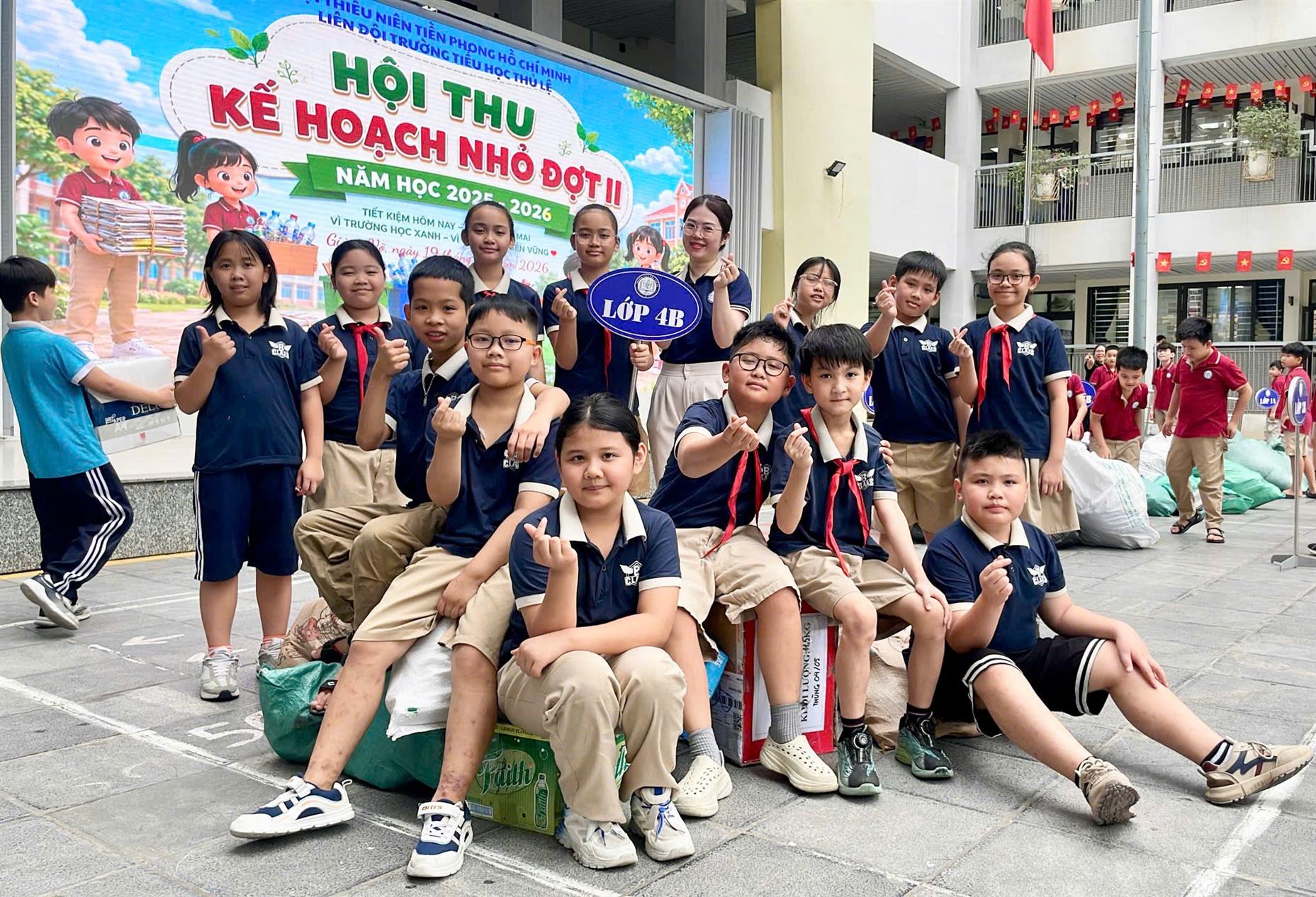 Học sinh khối 4 sôi nổi tham gia phong trào “Kế hoạch nhỏ” đợt II